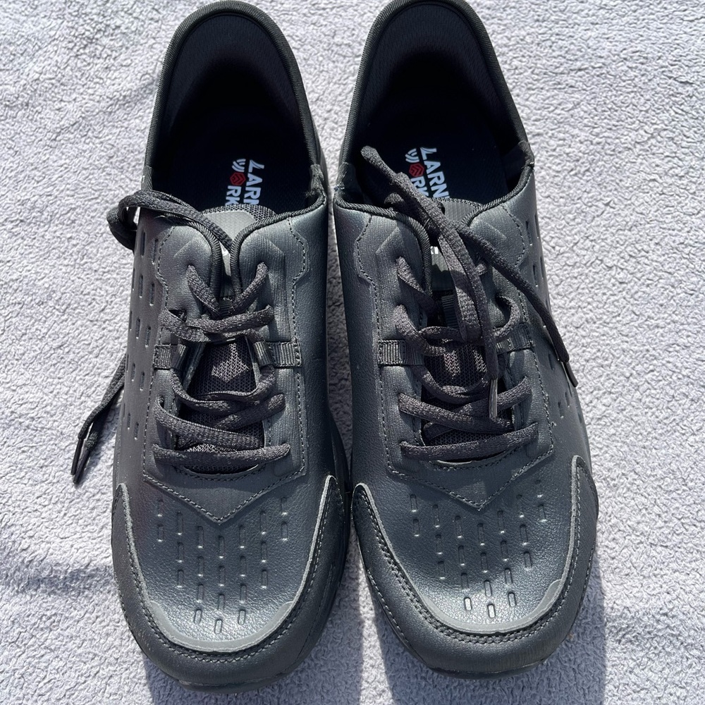 🔥 NEW 🔥 Slip Resistant All Black Work Shoes Men’s Size 8